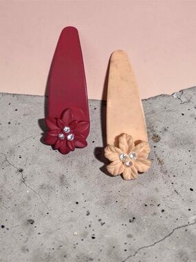 Floral Rhinestone Hair Clip Set - Red and Peach